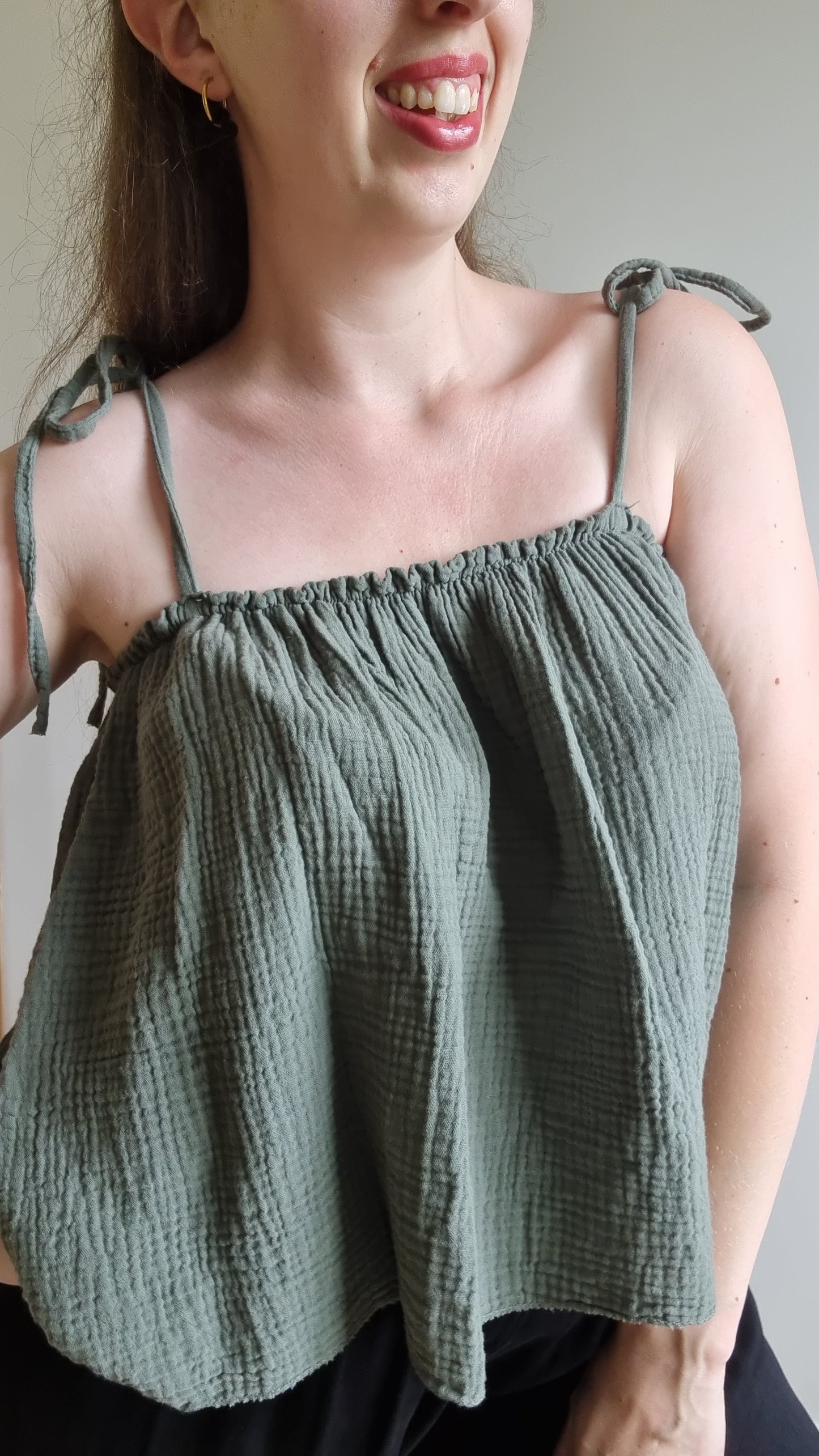 Top Emilie kaki