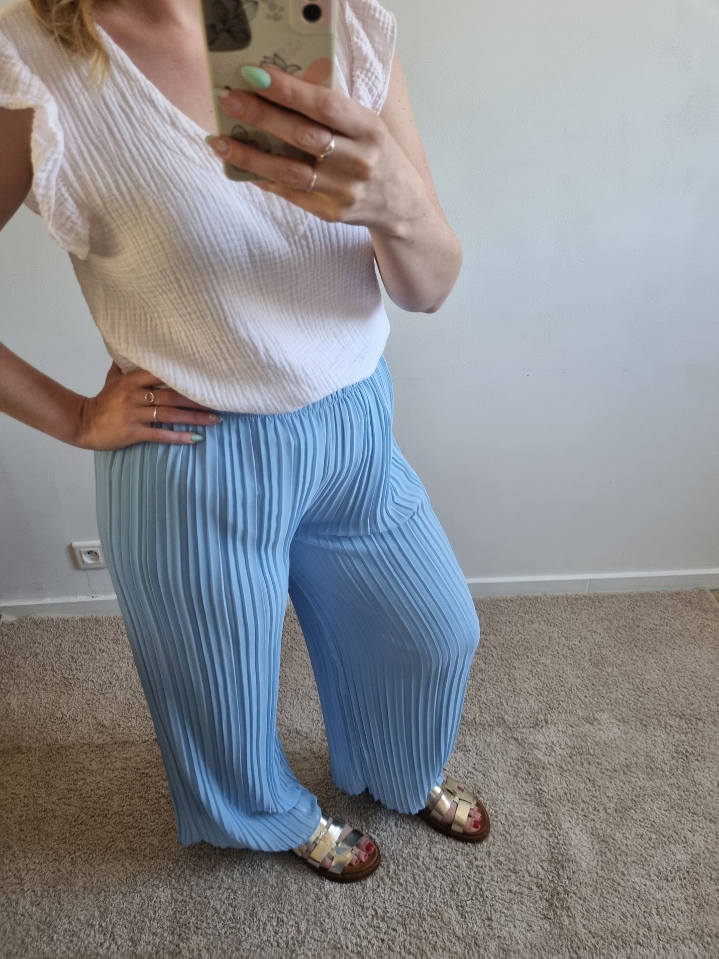 Pantalon plissé bleu ciel