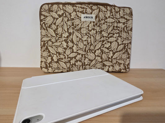 Pochette GirlBoss camel