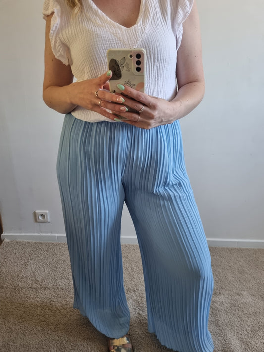 Pantalon plissé bleu ciel