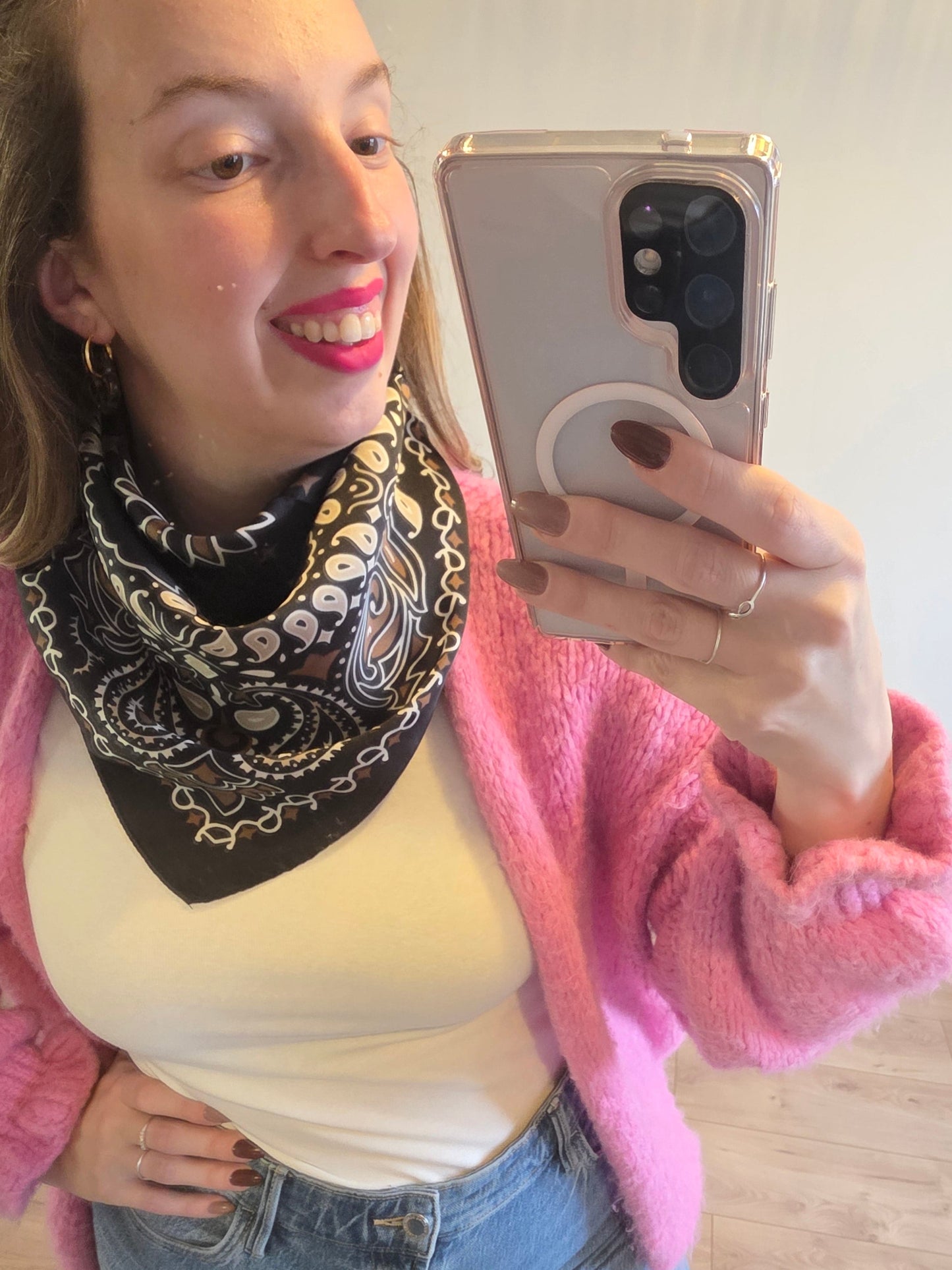 Petit foulard noir