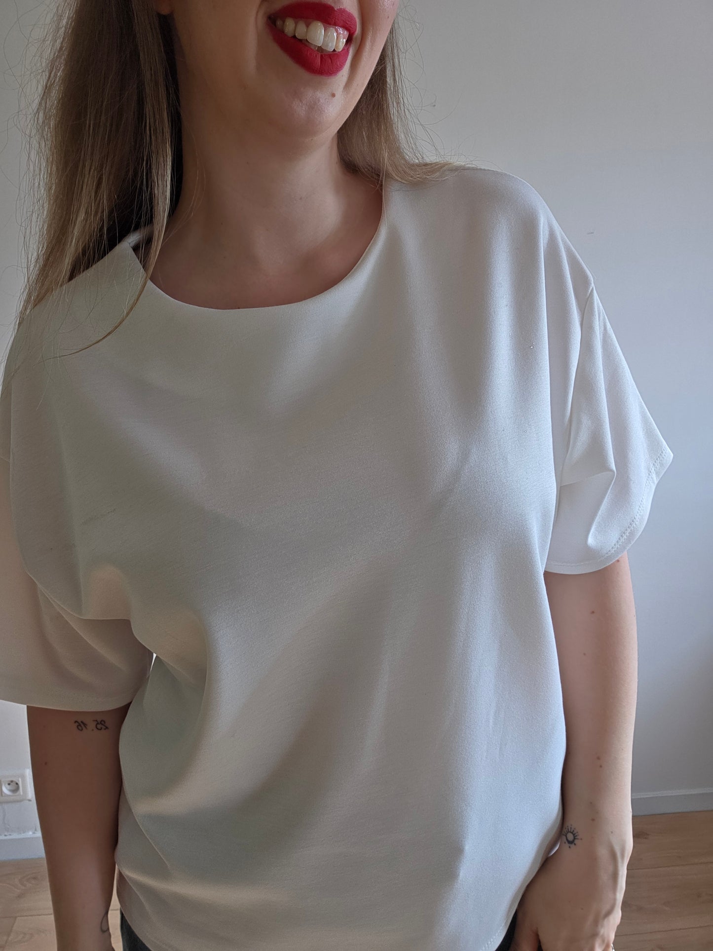 Top Julie blanc